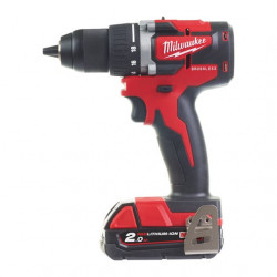 Аккумуляторная дрель-шуруповерт Milwaukee M18 CBLDD-202C (Li-Ion2Ач) 18В