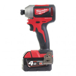 Аккумуляторный винтоверт Milwaukee M18 CBLID-402C (Li-Ion4Ач) 18В